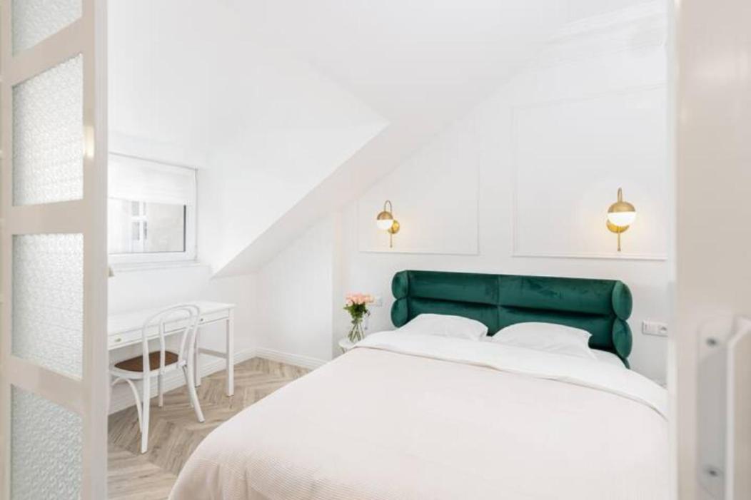Florianska Old Town Apartments Krakow Bagian luar foto